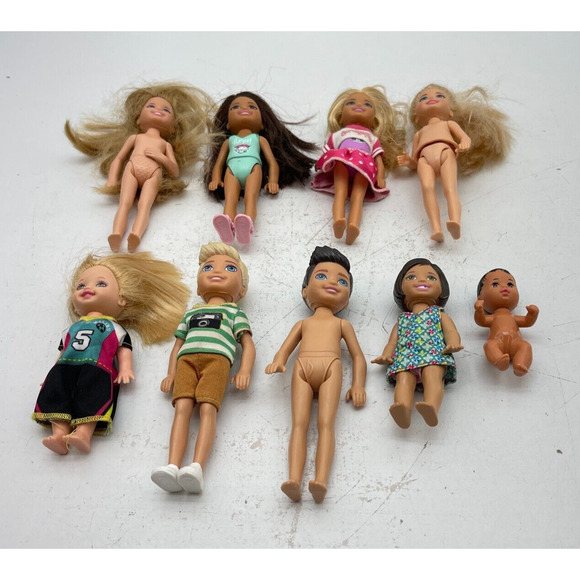 Lot of Barbie's Little Sister Kelly & Friends, Baby Newborn Krissy includes Boy - Picture 7 of 8